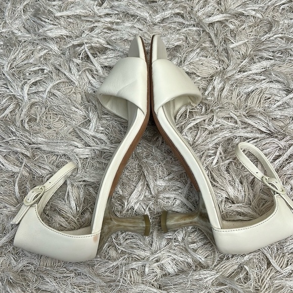 Vince Pepa Leather Ankle Strap Open Toe Kitten Heel Sandals in Marble Cream Sz 9 - Picture 11 of 14